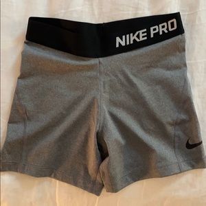 Nike Girls Size L Compression Shorts